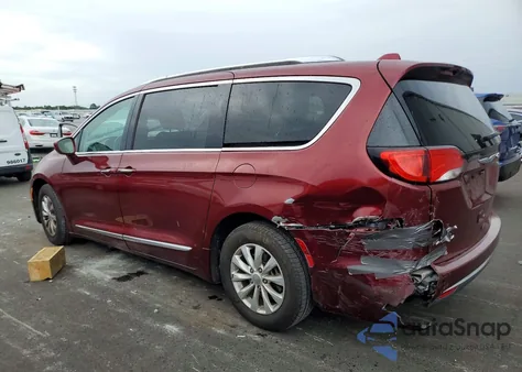 2018 Chrysler Pacifica Touring L z USA, uszkodzony, nr VIN 2C4RC1BG2JR211481